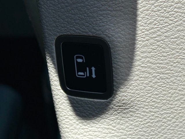 2018 Chrysler Pacifica Touring Plus FWD - 22879042 - 29