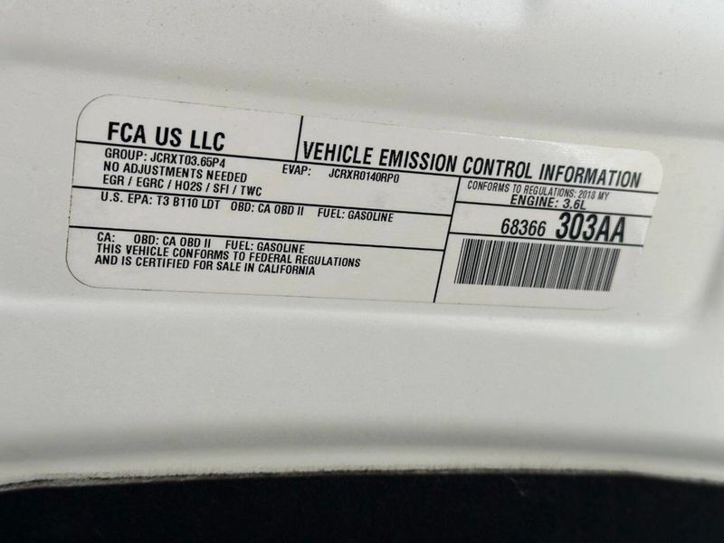 2018 Chrysler Pacifica Touring Plus FWD - 22879042 - 35