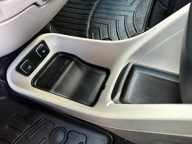 2018 Chrysler Pacifica Touring Plus FWD - 22879042 - 47