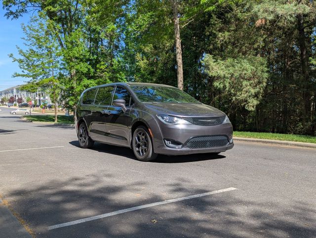 2018 Chrysler Pacifica Touring Plus FWD - 23029486 - 10