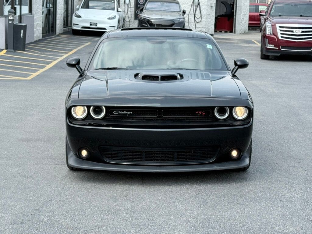 2018 Dodge Challenger 392 Scat Pack Shaker photo 12