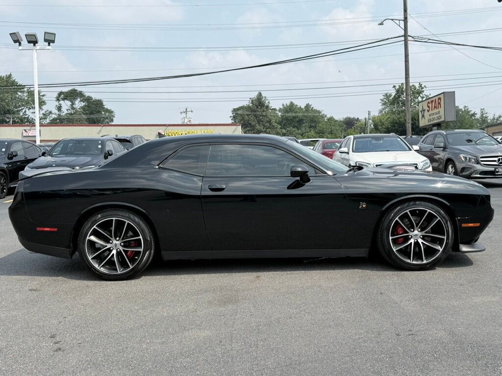 2018 Dodge Challenger 392 Scat Pack Shaker photo 15
