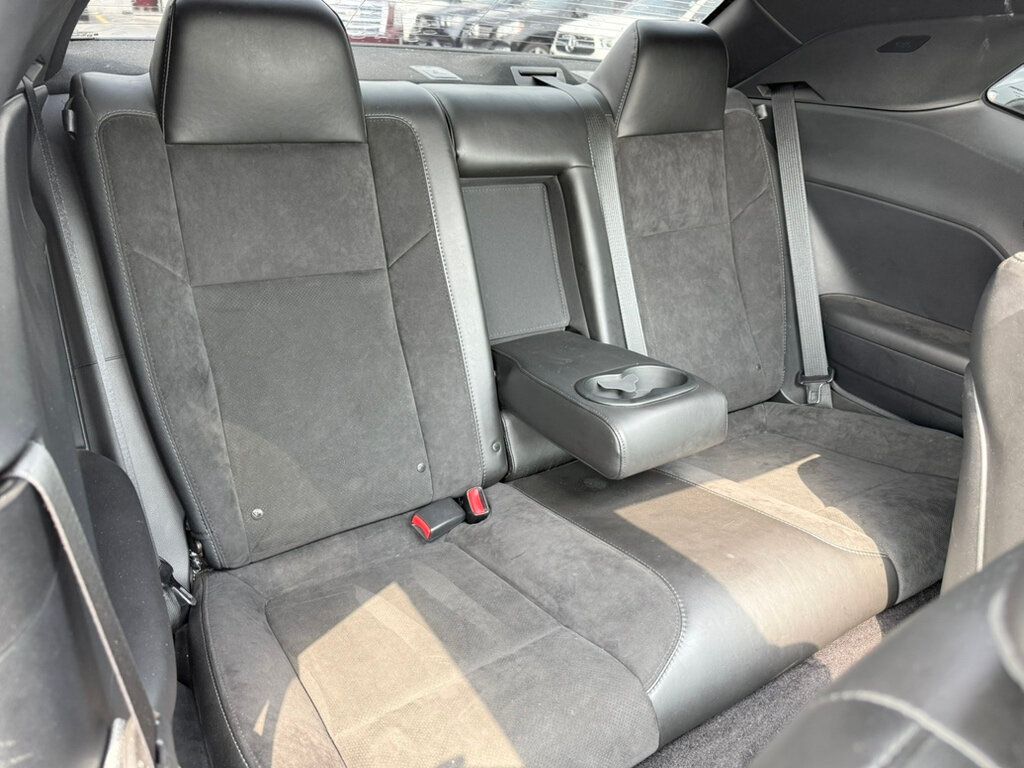 2018 Dodge Challenger 392 Scat Pack Shaker photo 17