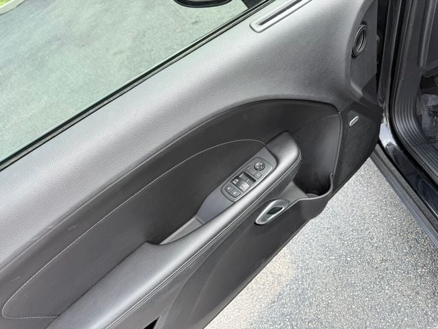 2018 Dodge Challenger 392 Hemi Scat Pack Shaker Coupe - 22894231 - 35