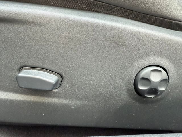 2018 Dodge Challenger 392 Hemi Scat Pack Shaker Coupe - 22894231 - 36