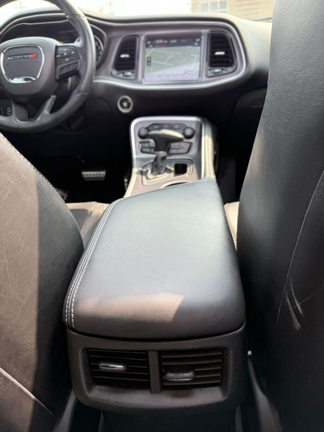 2018 Dodge Challenger 392 Hemi Scat Pack Shaker Coupe - 22894231 - 38