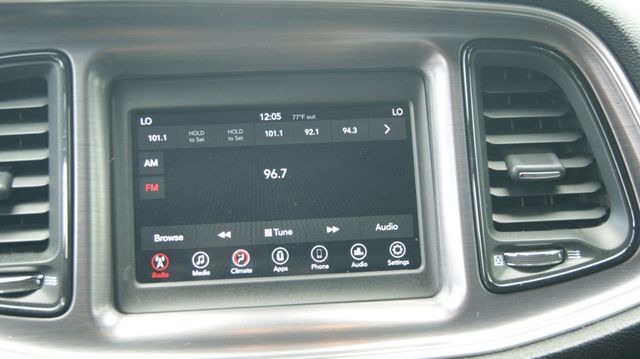 2018 Dodge Challenger 3 MONTH WARRANTY , JUST SERVICED , VERY CLEAN INSIDE AND OUT  - 23056745 - 13