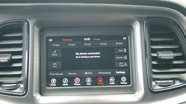 2018 Dodge Challenger 3 MONTH WARRANTY , JUST SERVICED , VERY CLEAN INSIDE AND OUT  - 23056745 - 17