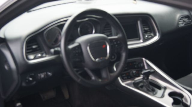 2018 Dodge Challenger 3 MONTH WARRANTY , JUST SERVICED , VERY CLEAN INSIDE AND OUT  - 23056745 - 25