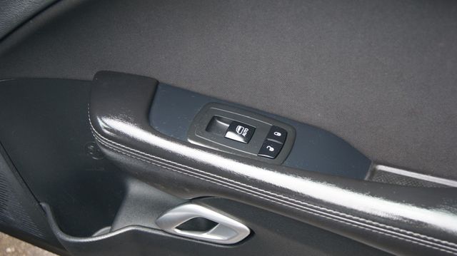 2018 Dodge Challenger 3 MONTH WARRANTY , JUST SERVICED , VERY CLEAN INSIDE AND OUT  - 23056745 - 47