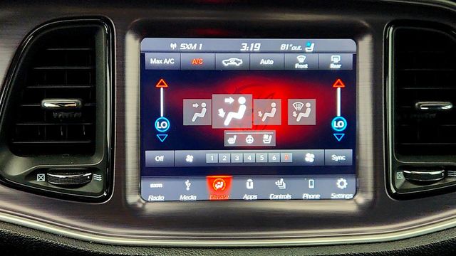 2018 Dodge Challenger GT AWD w/ Driver Convenience Group & Blacktop Package - 23004226 - 18