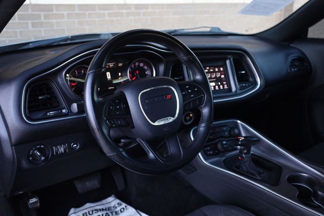 2018 Dodge Challenger R/T - 23095856 - 18
