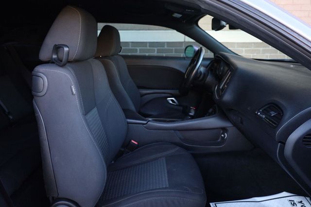 2018 Dodge Challenger R/T - 23095856 - 23