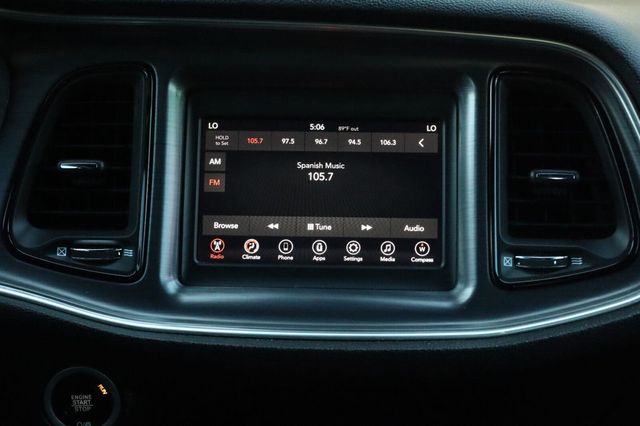 2018 Dodge Challenger R/T - 23095856 - 39