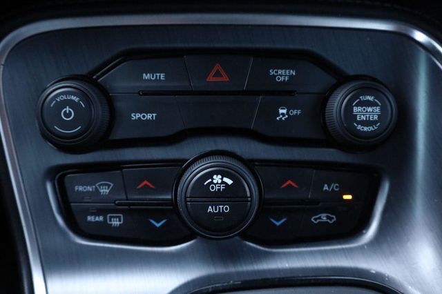 2018 Dodge Challenger R/T - 23095856 - 40