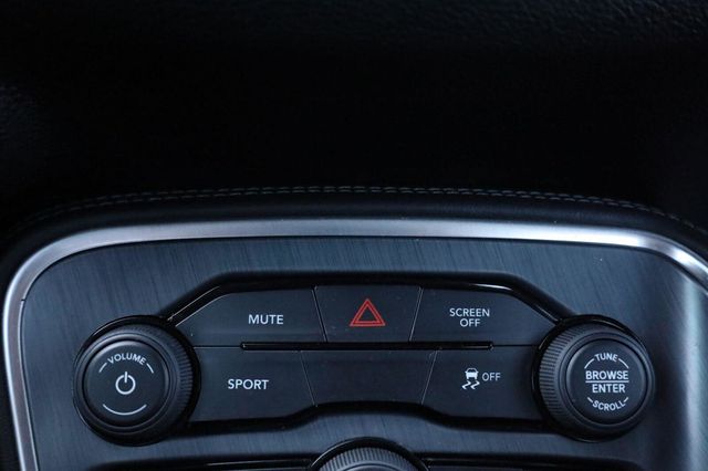 2018 Dodge Challenger R/T - 23095856 - 41