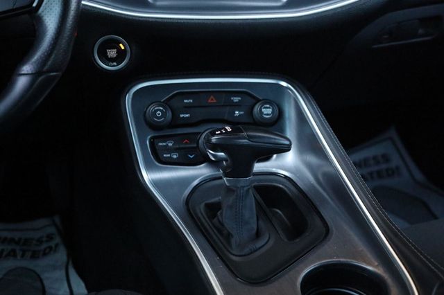 2018 Dodge Challenger R/T - 23095856 - 42