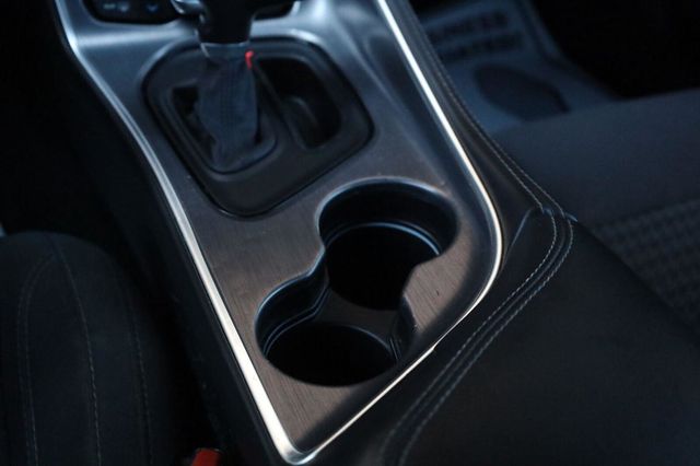 2018 Dodge Challenger R/T - 23095856 - 43