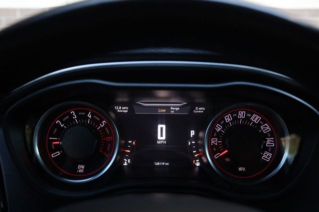 2018 Dodge Challenger R/T - 23095856 - 44