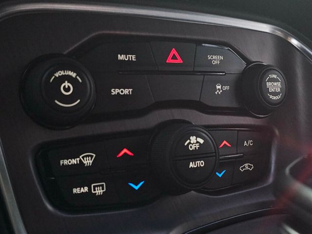 2018 Dodge Challenger R/T Coupe - 22949224 - 23