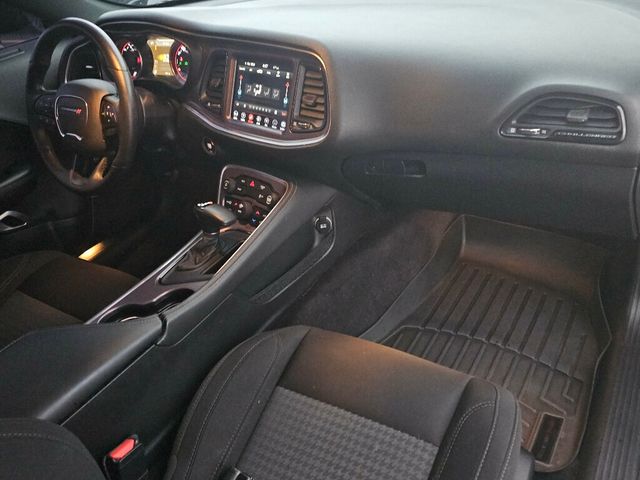 2018 Dodge Challenger R/T Coupe - 22949224 - 8