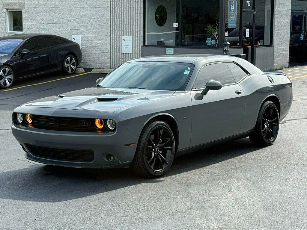 2018 Dodge Challenger R/T Coupe - 23026286 - 11