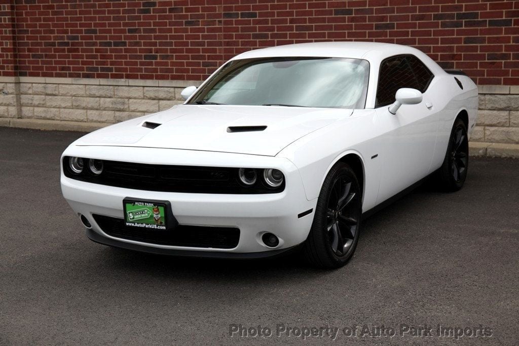 2018 Dodge Challenger R/T photo 17