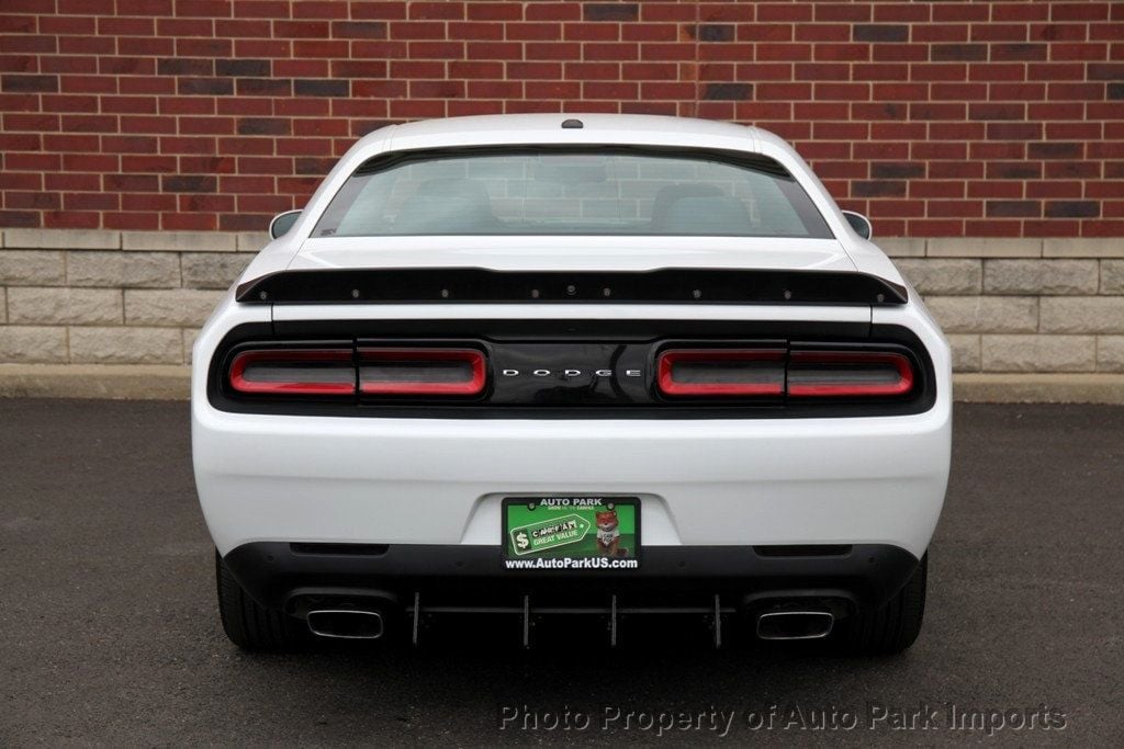 2018 Dodge Challenger R/T photo 18