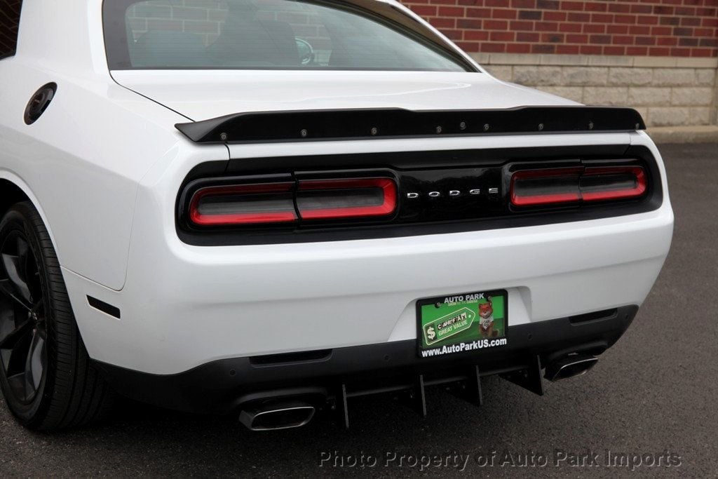 2018 Dodge Challenger R/T photo 20