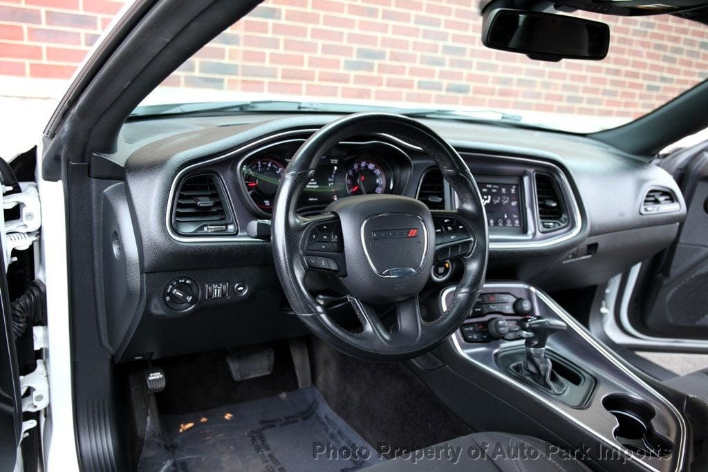 2018 Dodge Challenger R/T photo 25