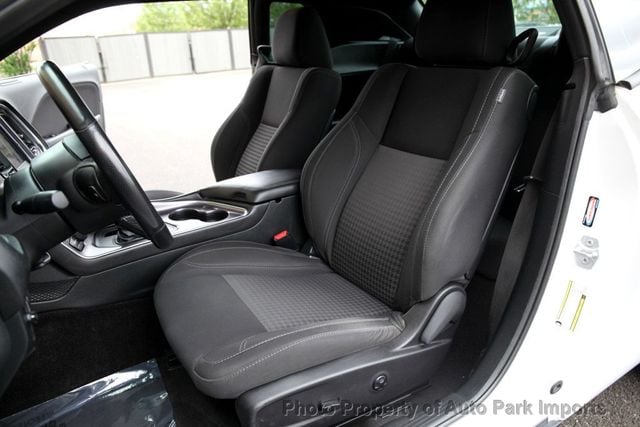 2018 Dodge Challenger R/T RWD - 22755917 - 27