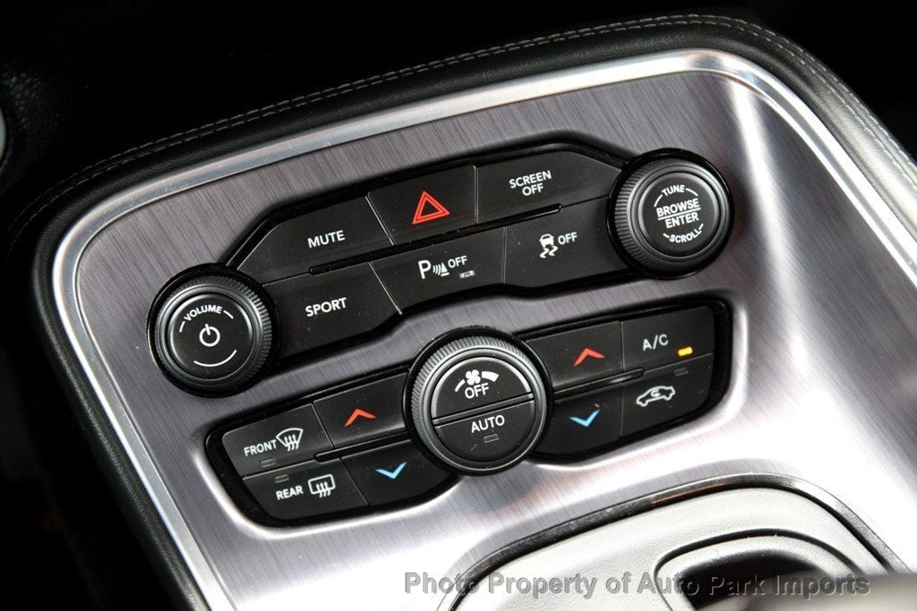 2018 Dodge Challenger R/T photo 36