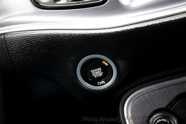 2018 Dodge Challenger R/T RWD - 22755917 - 40