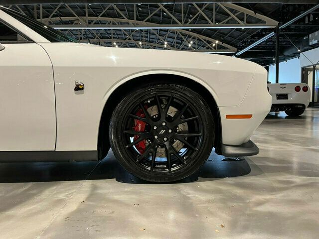 2018 Dodge Challenger ScatPackShaker/DynamicsPkg/LEatherIntGroup/DriveConvenienceGroup - 22668029 - 27