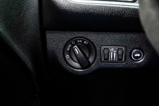 2018 Dodge Challenger SRT Hellcat Widebody RWD - 22967530 - 29