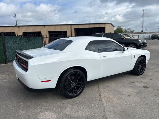 2018 Dodge Challenger SXT - 22999246 - 3