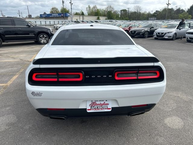 2018 Dodge Challenger SXT - 22999246 - 4