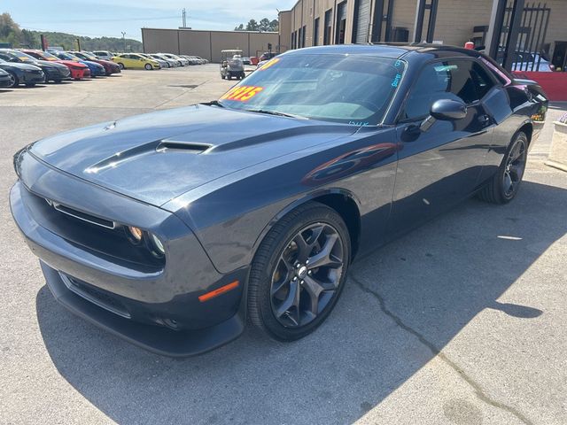 2018 Dodge Challenger SXT - 23001111 - 2