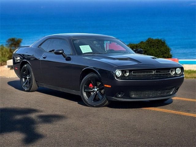 2018 Dodge Challenger SXT - 22709817 - 1