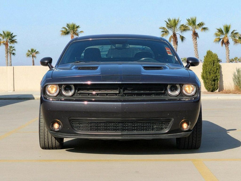 2018 Dodge Challenger SXT - 22931289 - 1