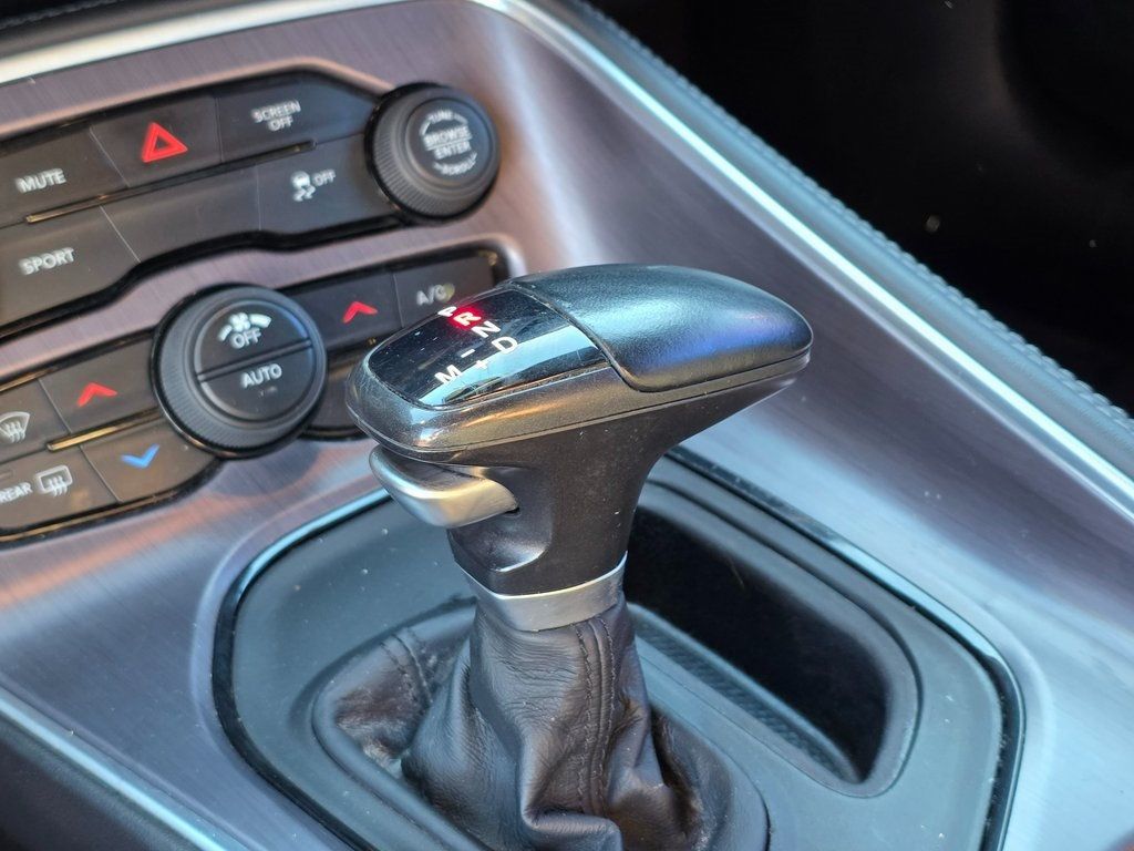 2018 Dodge Challenger SXT - 22931289 - 23
