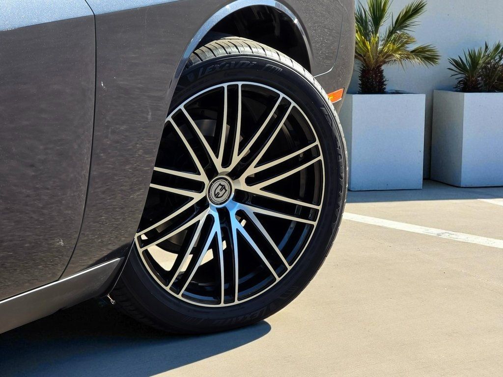 2018 Dodge Challenger SXT - 22931289 - 6
