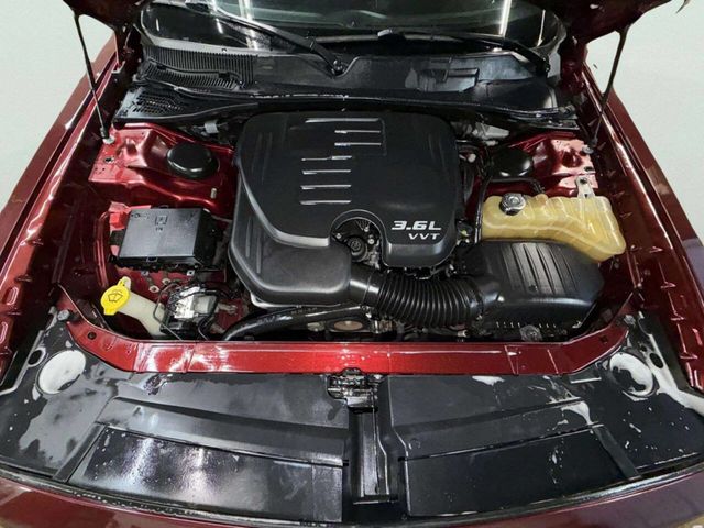 2018 Dodge Challenger SXT 2dr Coupe - 22988106 - 17