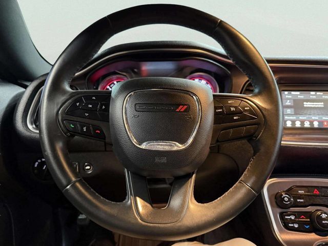 2018 Dodge Challenger SXT 2dr Coupe - 22988106 - 21