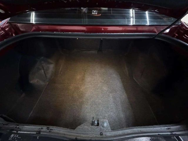 2018 Dodge Challenger SXT 2dr Coupe - 22988106 - 4