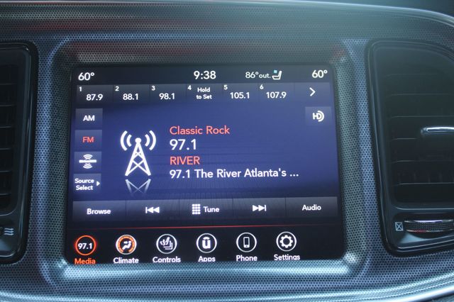 2018 Dodge Challenger SXT Plus RWD - 23072091 - 16