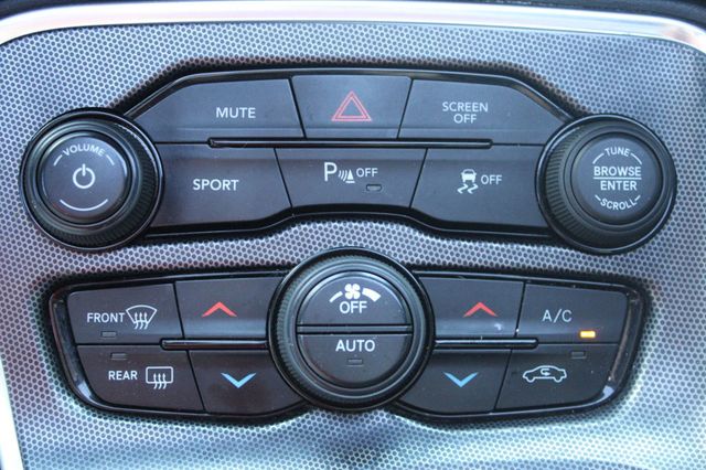 2018 Dodge Challenger SXT Plus RWD - 23072091 - 18