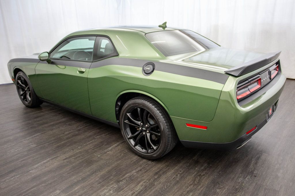 2018 Dodge Challenger SXT Plus RWD - 22484273 - 10