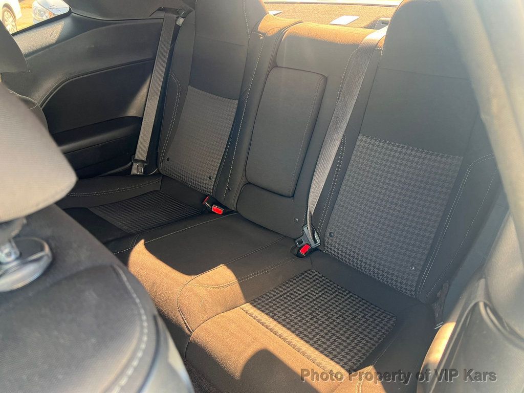 2018 Dodge Challenger SXT photo 15