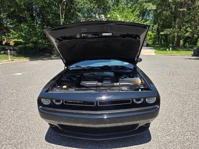2018 Dodge Challenger SXT RWD - 22999011 - 15